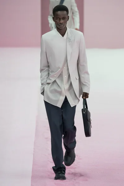 Look 45